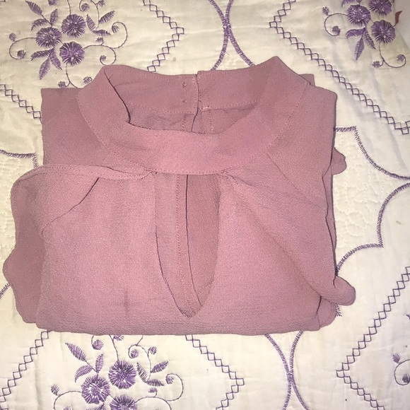 It’s long sleeve top - Picture 6 of 6